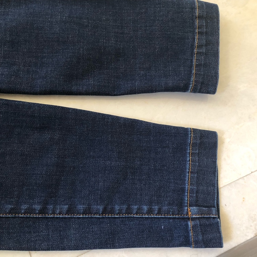 Dolce & Gabbana Dark Blue Skinny Queen Jeans with Yellow Script Patch. Size 38 - Picture 9 of 10